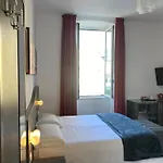 54 Rosselli Vendégház 4*