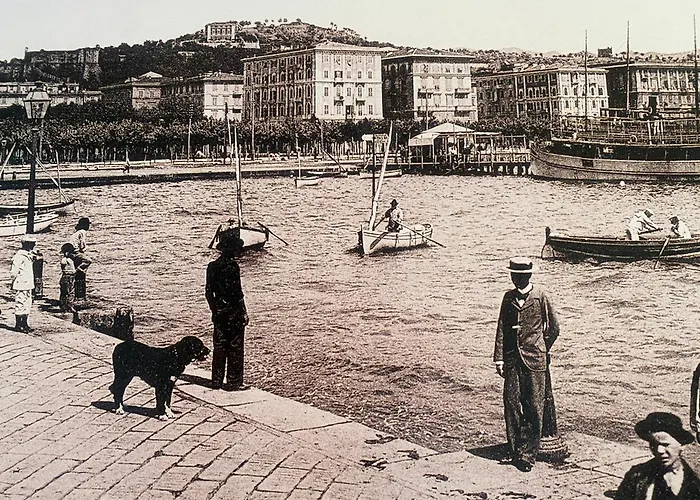 54 Rosselli Πανσιόν Λα Σπέτσια